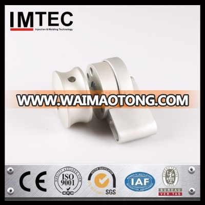 Made in china useful accessories parts industrial door handles and locks